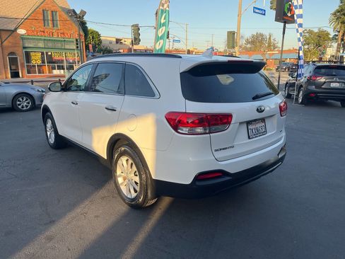Used 2016 Kia Sorento LX 4dr SUV w/ LX Convenience Package image 7