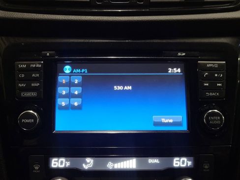 Used 2017 Nissan Rogue Sport SL w/ SL Premium Package image 25