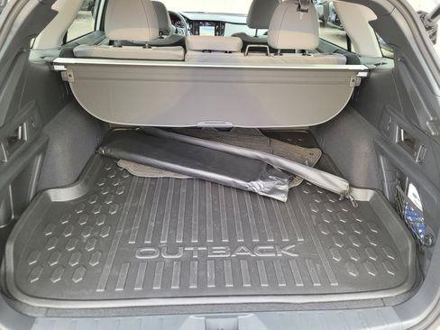 Certified 2025 Subaru Outback Premium AWD/4WD image 19