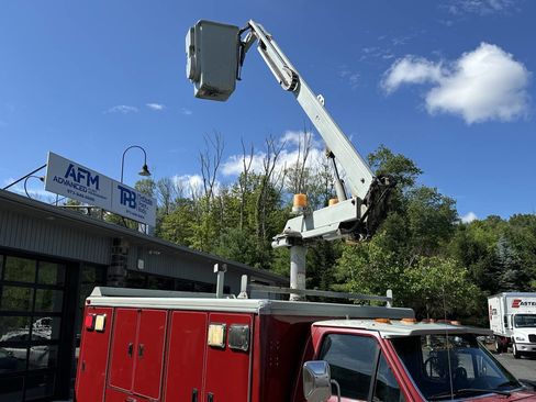 Used 1997 Ford F450 2WD Regular Cab Super Duty image 28