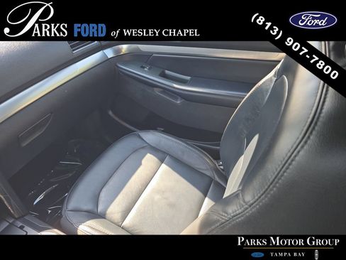 Certified 2018 Ford Explorer XLT w/ Equipment Group 202A AWD/4WD image 15