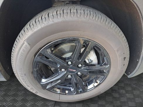 Used 2024 GMC Terrain AT4 w/ Infotainment Package II AWD/4WD image 16