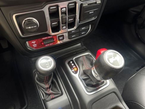 Used 2020 Jeep Wrangler Unlimited Rubicon image 23