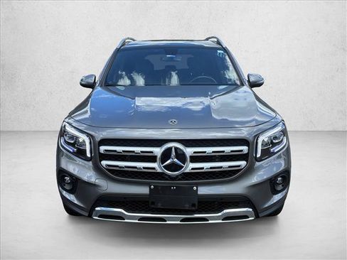 Certified 2021 Mercedes-Benz GLB 250 4MATIC image 2