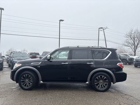 Used 2017 Nissan Armada Platinum image 8