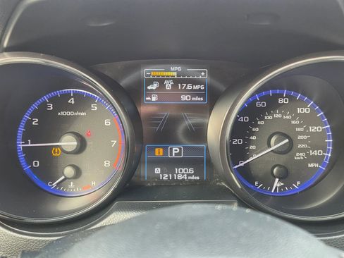 Used 2018 Subaru Outback 2.5i Limited image 11