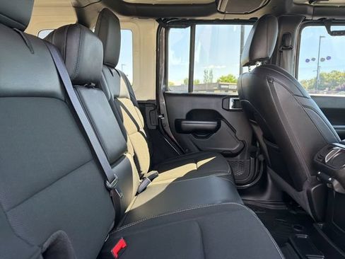 Used 2021 Jeep Wrangler Unlimited Sport AWD/4WD image 14