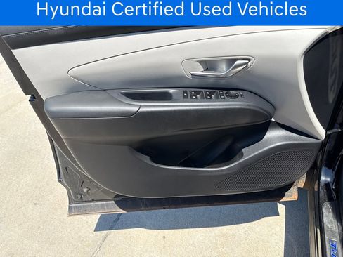 Used 2025 Hyundai Tucson SE FWD image 11