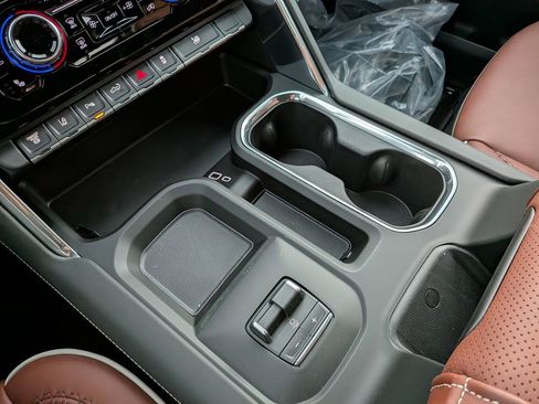 New 2026 GMC Sierra 3500 Denali Ultimate image 28