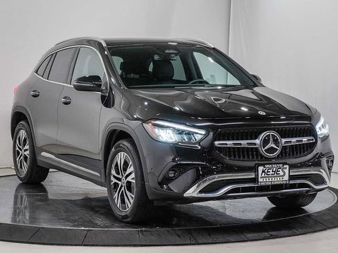 Used 2025 Mercedes-Benz GLA 250 image 3