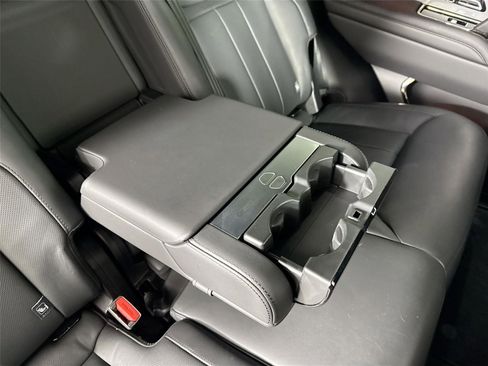 Used 2024 Land Rover Range Rover Sport Dynamic SE AWD/4WD image 45