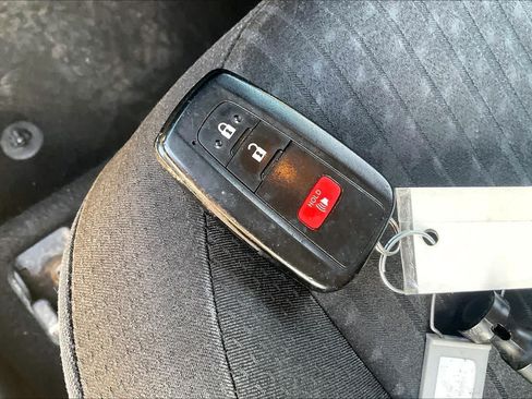 Used 2016 Toyota Prius Two FWD image 14