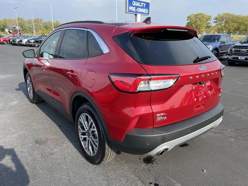 Used 2022 Ford Escape SEL w/ Technology Package image 3