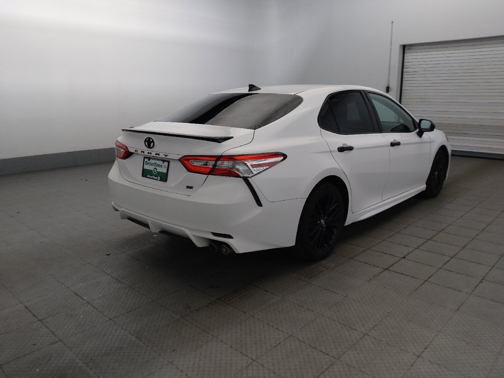 Used 2020 Toyota Camry SE FWD image 9