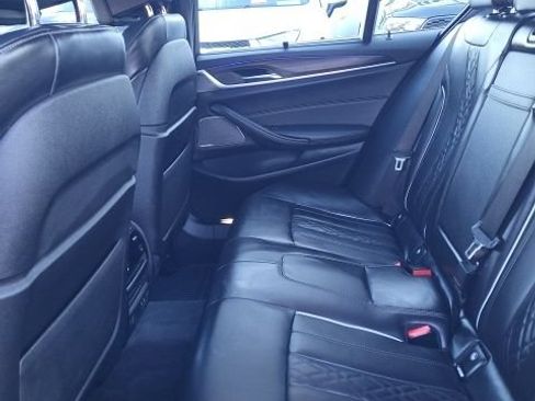 Used 2023 BMW 530i xDrive w/ Executive Package AWD/4WD image 17