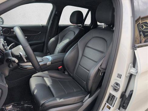 Certified 2022 Mercedes-Benz GLC 300 4MATIC image 17
