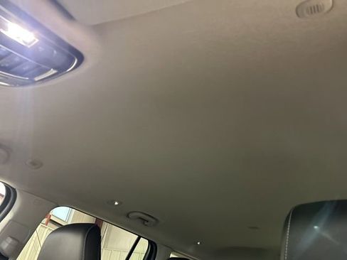 Used 2022 Jeep Grand Cherokee L Limited image 19