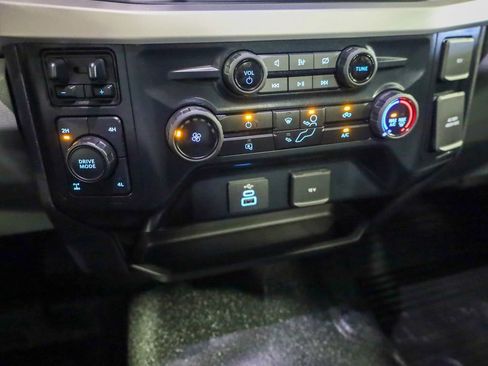 Used 2023 Ford F250 XL w/ Snow Plow Prep Package image 17