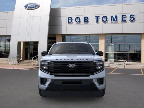 New 2025 Ford Expedition Platinum w/ Stealth Appearance Package image 8