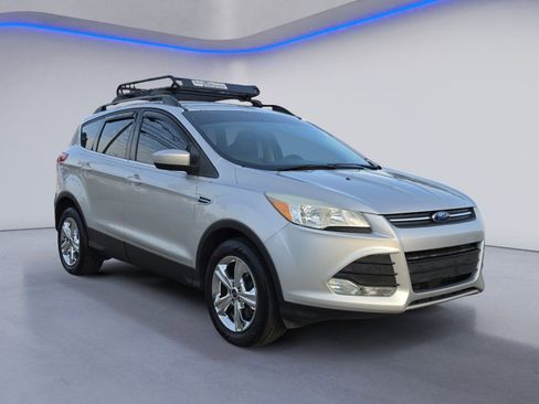 Used 2016 Ford Escape SE AWD/4WD image 7