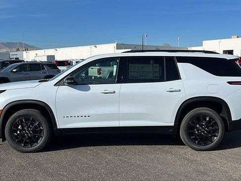 New 2026 Chevrolet Traverse LT w/ Midnight/Sport Edition image 8