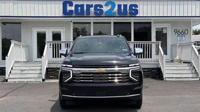 Used 2026 Chevrolet Suburban Premier RWD image 9