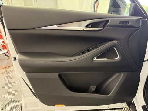 New 2027 INFINITI QX60 Luxe AWD/4WD image 16