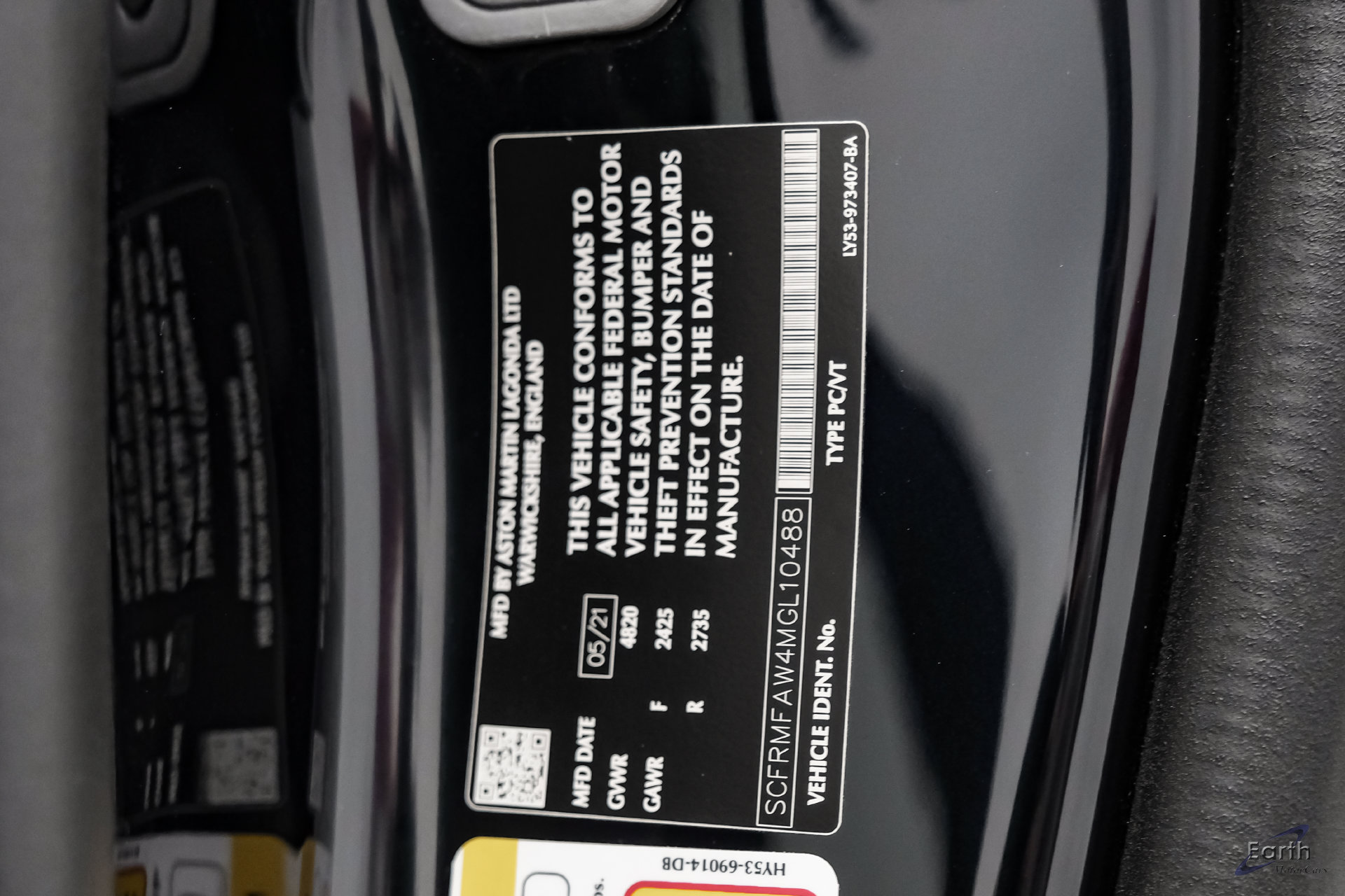 Used 2021 Aston Martin DB11 Coupe RWD image 91