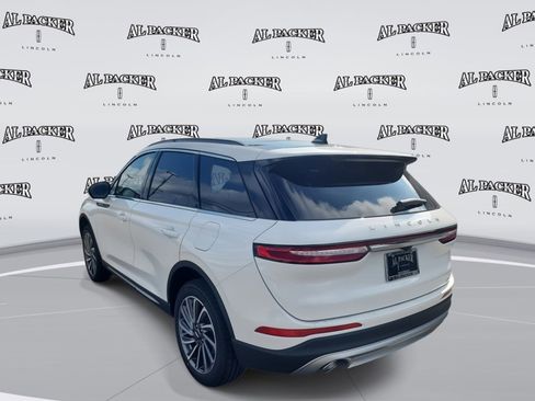 New 2026 Lincoln Corsair Reserve image 3