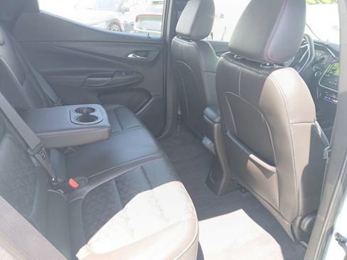 Used 2023 Chevrolet Bolt EUV Premier w/ Sun & Sound Package FWD image 8