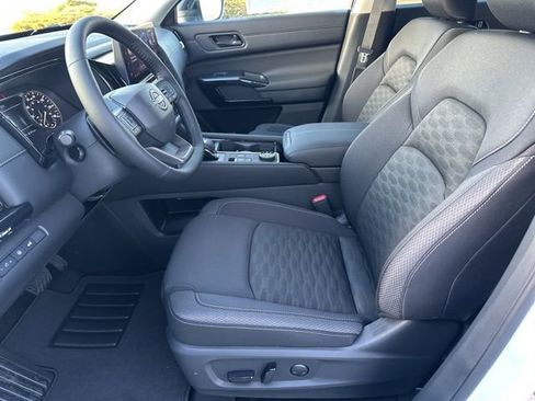 New 2026 Nissan Pathfinder SV image 29