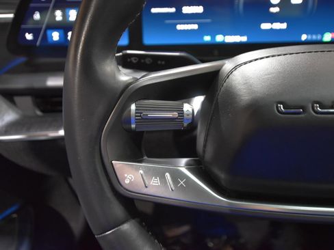 Used 2023 Lucid Air Touring AWD/4WD image 21