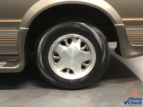 Used 1999 Chevrolet Astro image 18