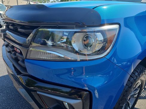 Used 2021 Chevrolet Colorado Z71 w/ Safety Package AWD/4WD image 33