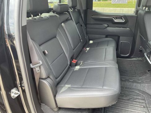 Used 2024 GMC Sierra 1500 SLT w/ SLT Premium Plus Package AWD/4WD image 26