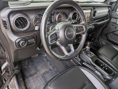 Used 2021 Jeep Wrangler Unlimited Sahara w/ Uconnect 4C Nav & Sound Group AWD/4WD image 10