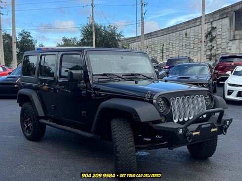 Used 2018 Jeep Wrangler Unlimited Sport AWD/4WD image 11