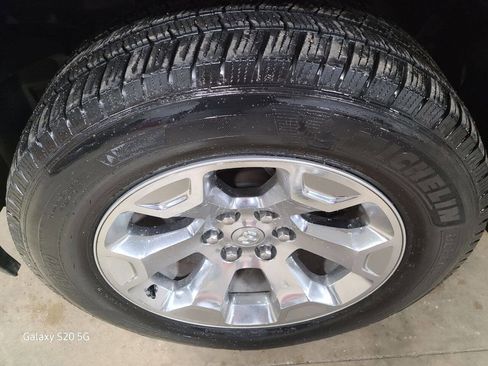 Used 2019 RAM 1500 Big Horn image 13