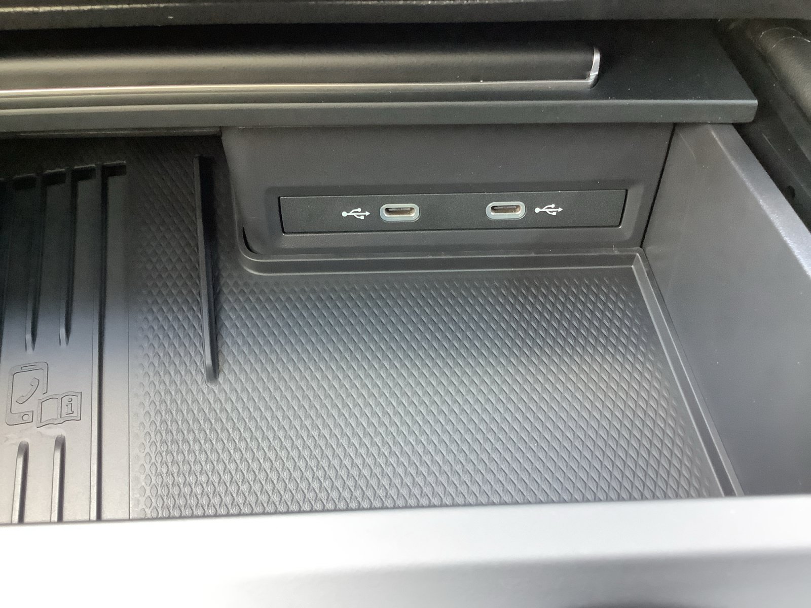 New 2026 Volkswagen Atlas SE FWD image 21