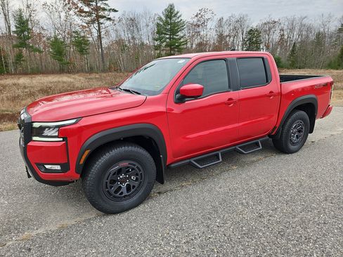 New 2026 Nissan Frontier PRO-4X w/ Pro-4x Convenience Package image 1