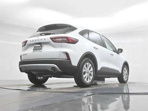 New 2025 Ford Escape Active image 45