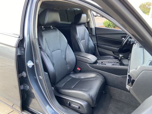 Used 2023 Honda Accord EX-L image 20