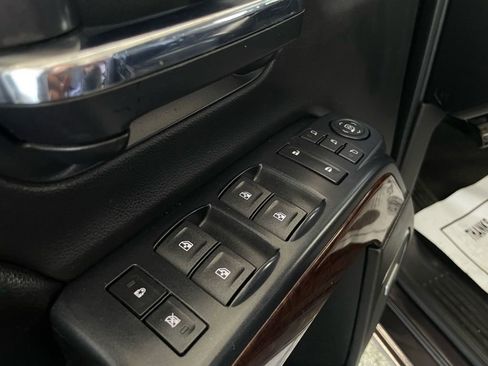 Used 2014 GMC Sierra 1500 SLT w/ SLT Crew Cab Value Package image 27