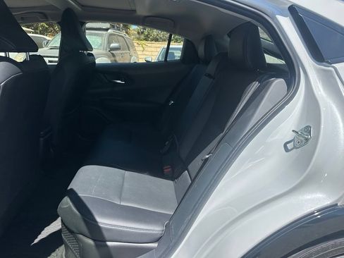 Used 2026 Toyota Prius XLE FWD image 9
