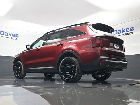 Certified 2025 Kia Sorento SX image 46