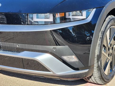 New 2026 Hyundai Ioniq 5 SEL image 5