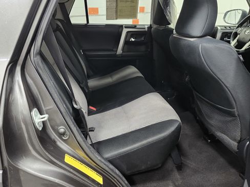 Used 2020 Toyota 4Runner SR5 image 18