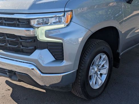 Used 2025 Chevrolet Silverado 1500 LT AWD/4WD image 9