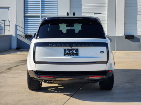 Used 2023 Land Rover Range Rover SE AWD/4WD image 6