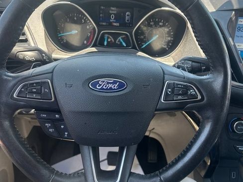 Used 2017 Ford Escape Titanium w/ Equipment Group 301A AWD/4WD image 21